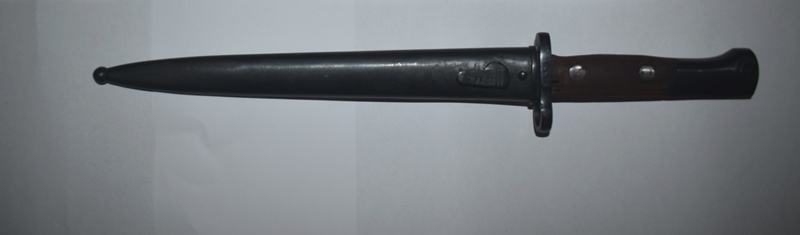 Зброя. Багнет-ніж зразка 1924 р. з піхвами,  до гвинтівки Маузера зразка 1948