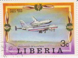 Марка поштова гашена. "Piggy Back Space Ship". Progress of Aviation. Liberia"